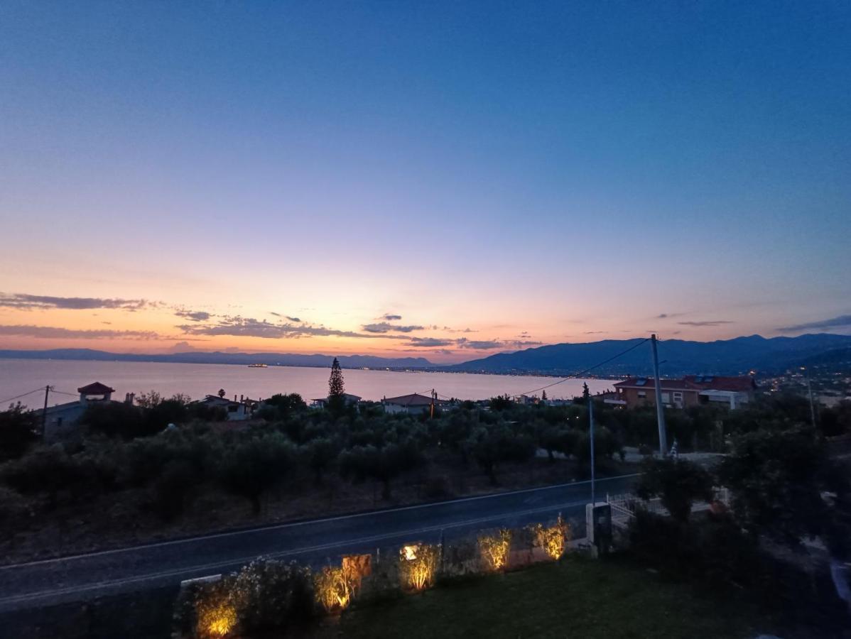 Evilenia Luxury Apartments Kalamata Extérieur photo