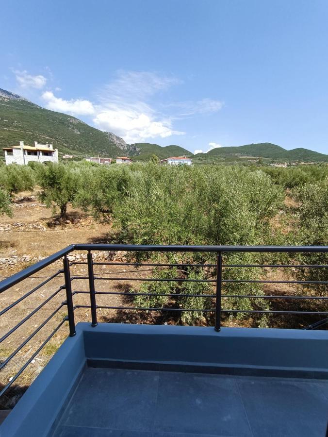 Evilenia Luxury Apartments Kalamata Extérieur photo