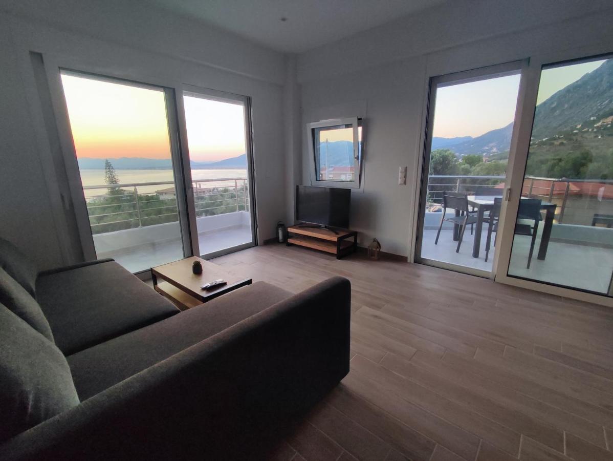 Evilenia Luxury Apartments Kalamata Extérieur photo