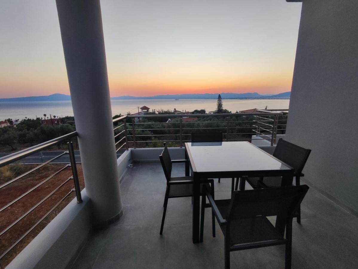 Evilenia Luxury Apartments Kalamata Extérieur photo