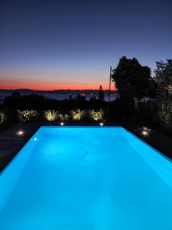 Evilenia Luxury Apartments Kalamata Extérieur photo