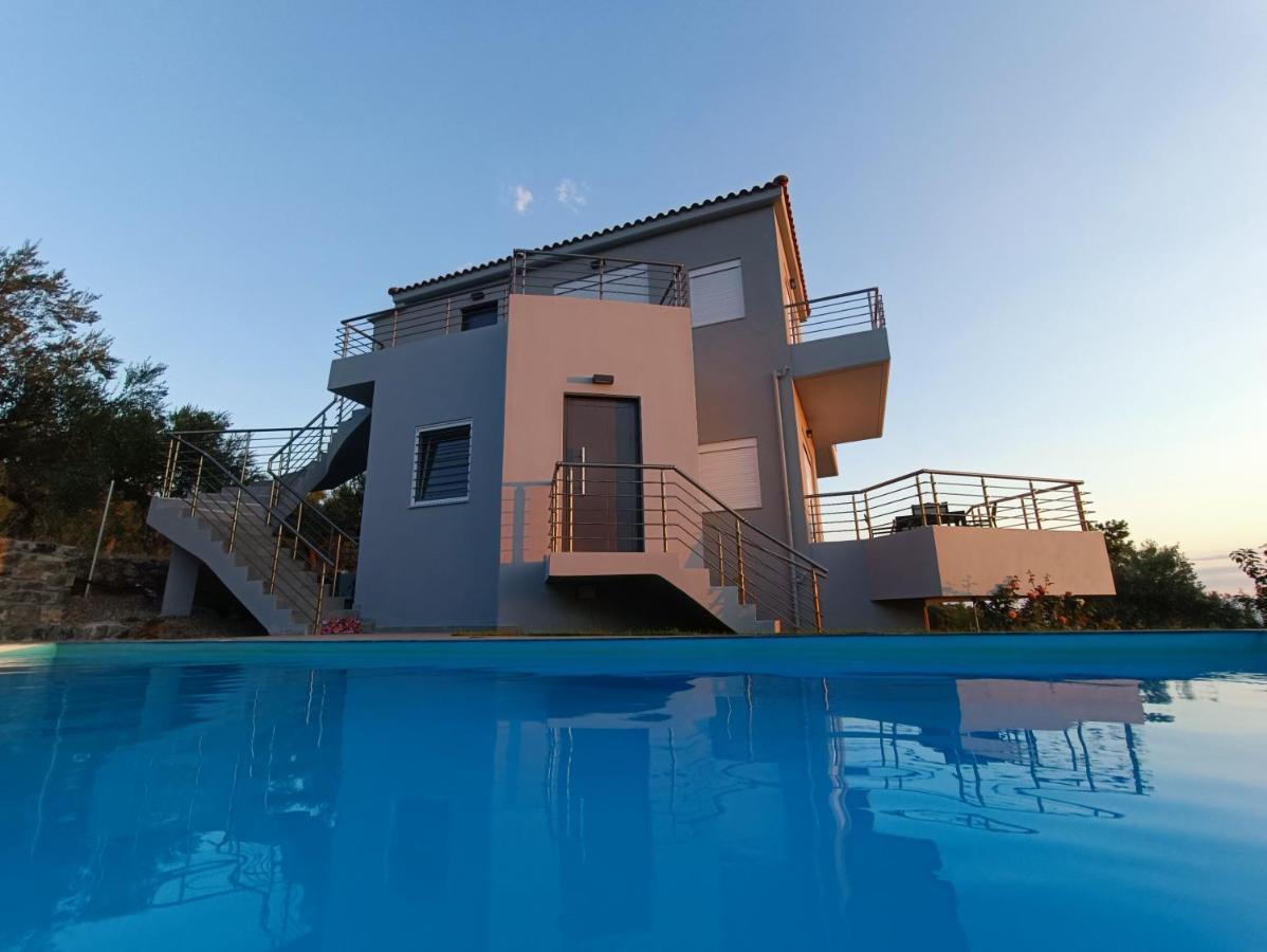 Evilenia Luxury Apartments Kalamata Extérieur photo