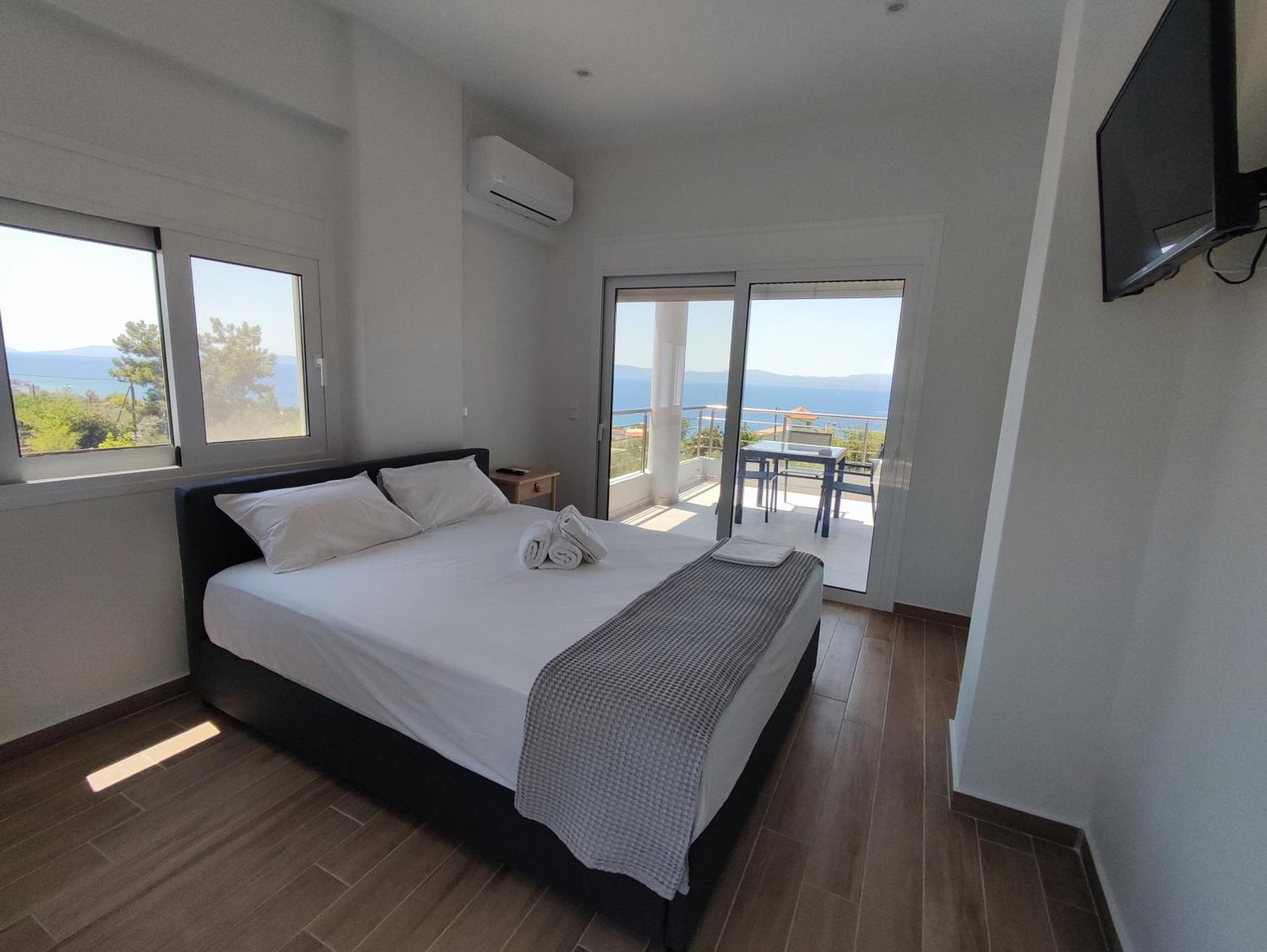 Evilenia Luxury Apartments Kalamata Chambre photo