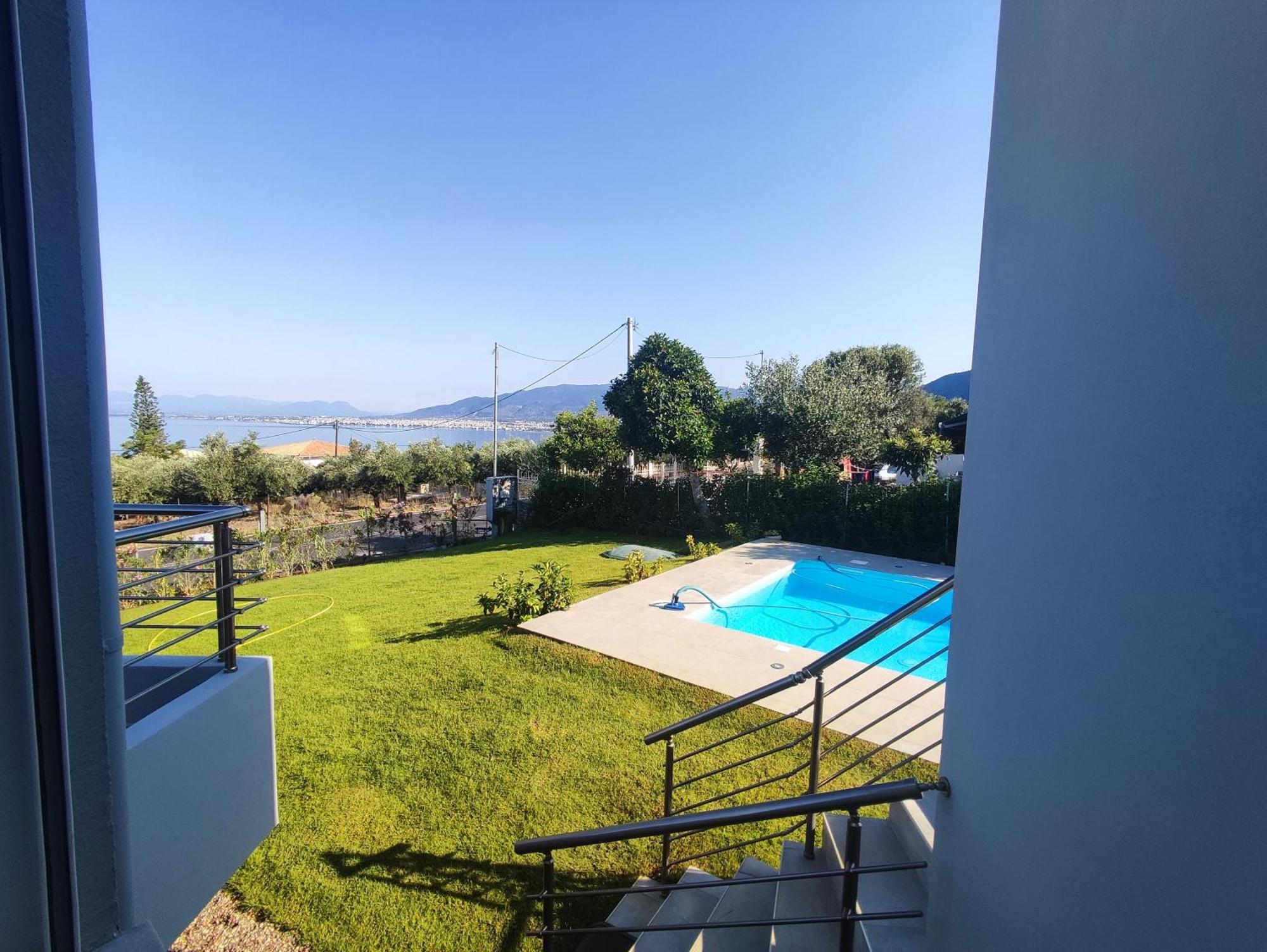 Evilenia Luxury Apartments Kalamata Extérieur photo